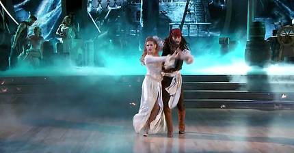 Riker Lynch & Allison Holker Dancing with the Stars week 5