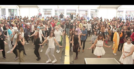 K-pop random dance con TheBox - Dance Unit [Sal?n del Manga Barcelona]