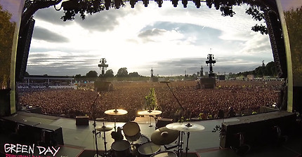 LONDON, ENGLAND Green Day Crowd Singing Bohemian Rhapsody - Hyde Park July 1st, 2017