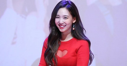 180310 트와이스(TWICE) 나연 연상이 좋아? 연하가 좋아? [서든어택 팬미팅] 4K 직캠 by 비몽