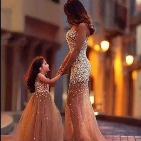 2020 웨딩 크리스탈 비즈를위한 드레스의 어머니 손으로 첫 영성체 드레스 월 어머니와 딸 matchin 드레스, 회색, 18W