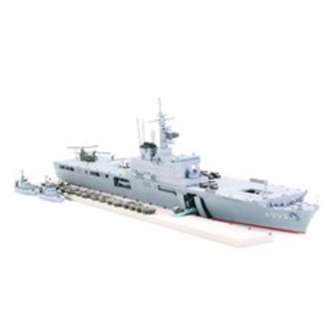 타미야 1/700 JMSDF Defense Ship LST-4002 Shimokita w/Vehicles 프라모델, 1개