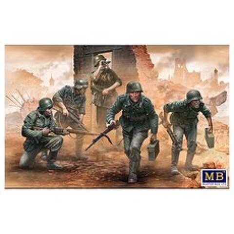 MB35177 1/35 German Infantry WWII era Early period