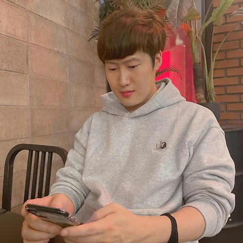 Roy의 브런치스토리