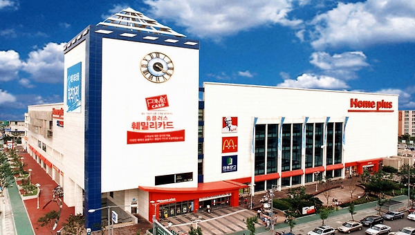 홈플러스 10년, MBK는 왜 멈추지 못했나?