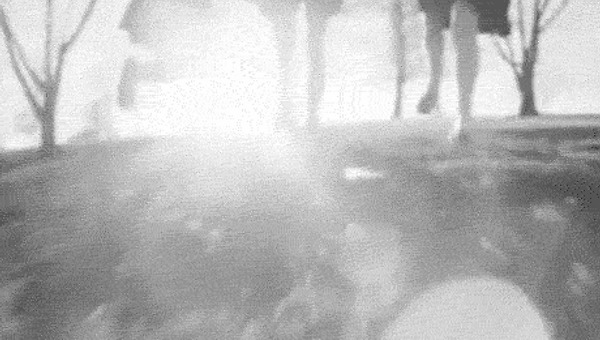 하이힐을 벗어둔 자리