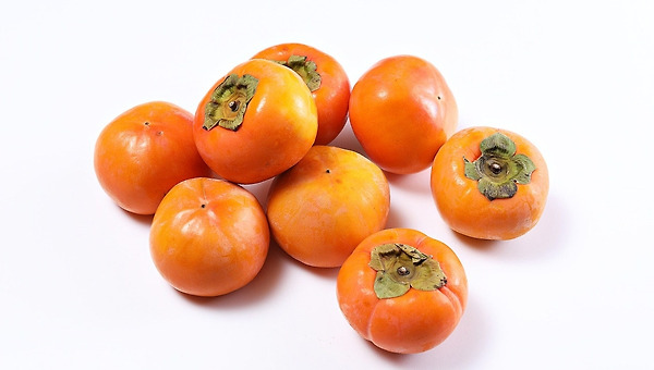 김치와 샐러드 다 잡은 단감김치