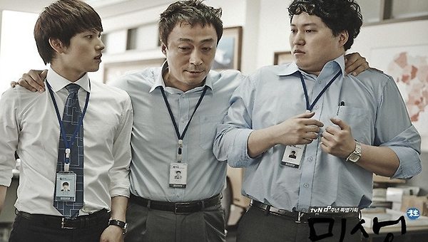 수평적 구조인데 일은 왜 수평이 아닌가요?