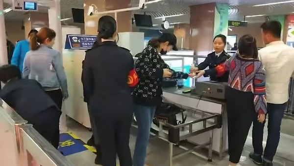 중국 살면서 제일 하기 싫은 일-빼앗긴 1분