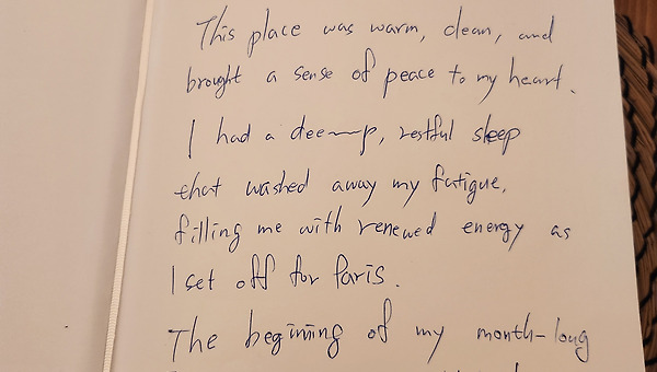 기억이 늦게 도착하는 여행