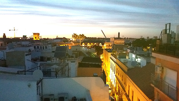 스페인은 어쩌다 밤도깨비족으로 살아가게 되었을까?