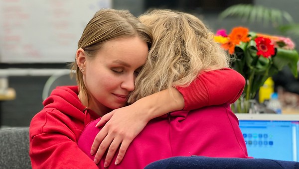 죄책감에 마음 졸이며 자책의 방에 계속 있다면,