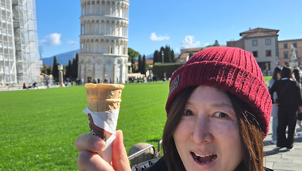 피사 | 찰나의 시선이 머무는 랜드마크