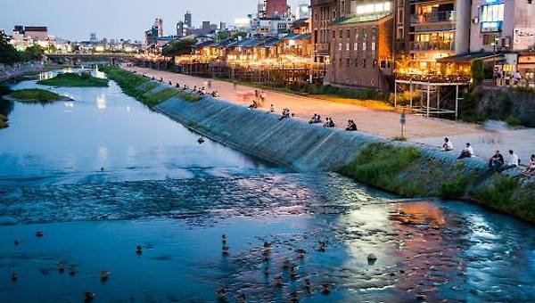 교토는 우리를 떠나지 못하고(2)