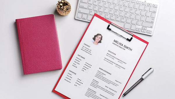 서류가 도통 안되요. 이게 다 00 선생님 때문입니다.