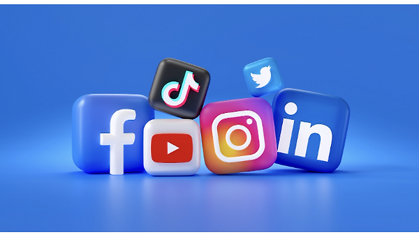 SNS가 우리를 불행하게 만드는 진짜 이유 7가지