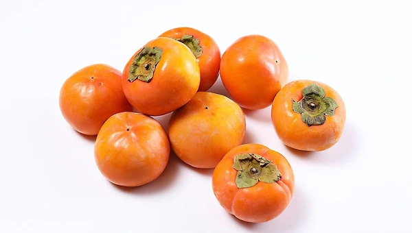 김치와 샐러드 다 잡은 단감김치