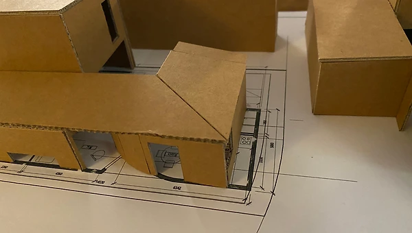 수입차 대신 건축 계약?