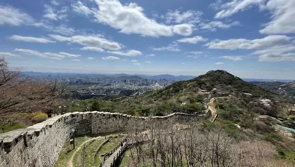 교수님, 한양 도성 함께 걸어보실래요?