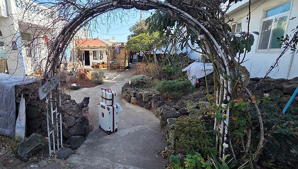 어느 작고 예쁜 게스트하우스