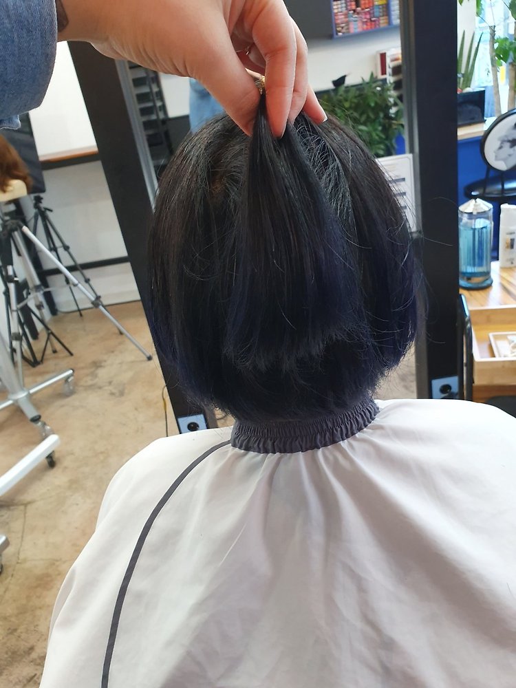 애쉬카키 | 카카오헤어샵 스타일