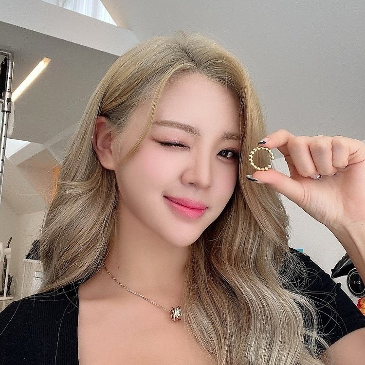 토니헤어드레서 본점 스페셜 | 카카오헤어샵 예약