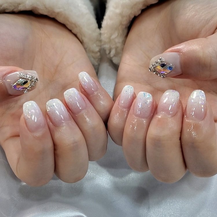 공블리 네일쌀롱 네일스페셜 | 카카오헤어샵 예약