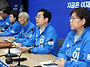 사법부 압박 수위 낮춘 민..