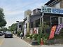 황포돛배 타고 뒤늦은 점심..