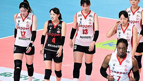 1위까지 올랐던 팀이 왜 무너졌나…페퍼저축은행 하락 곡선의 해부