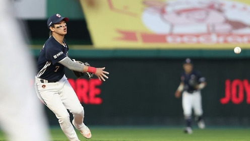 두산 베어스 박찬호 80억 FA 논란, 이제는 쏙 들어갈까?