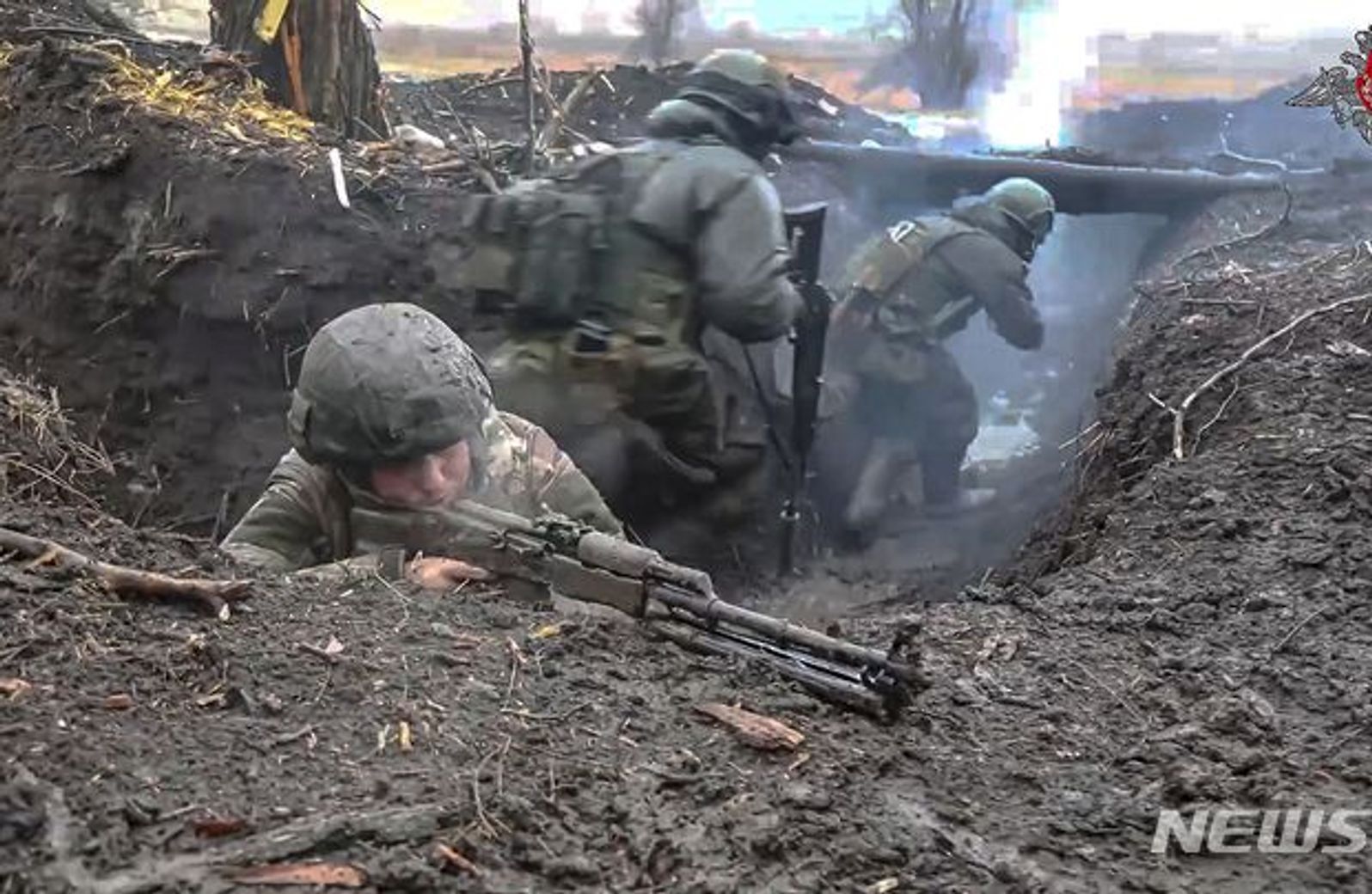 도네츠크주 모처에서 훈련하는 러시아 군인들