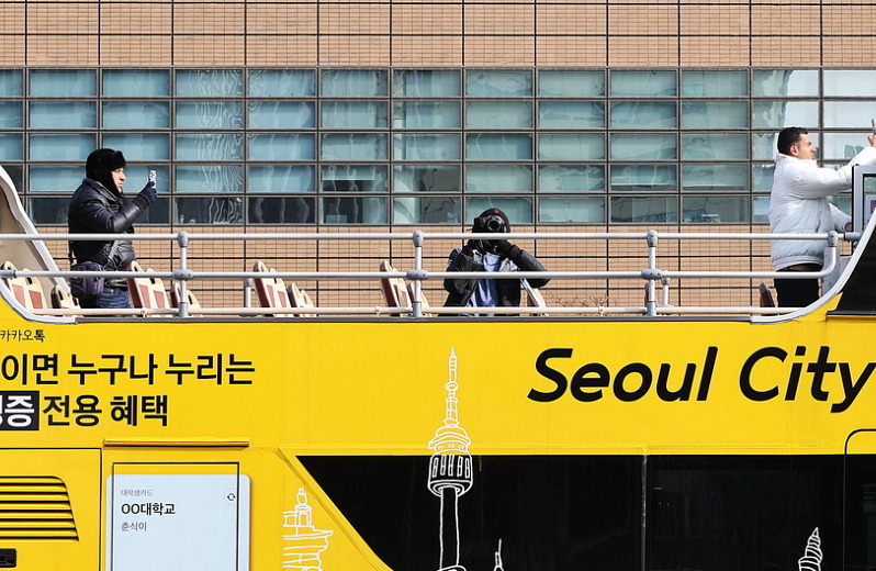 [포토에세이] 한파에도 서울여행 열기는 후끈
