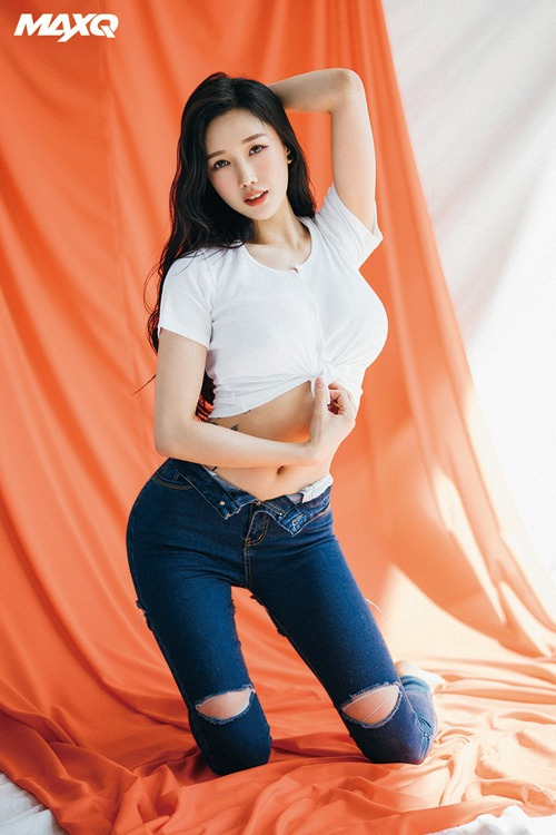 역시 표지모델은 아무나 하는게 아니지. 
