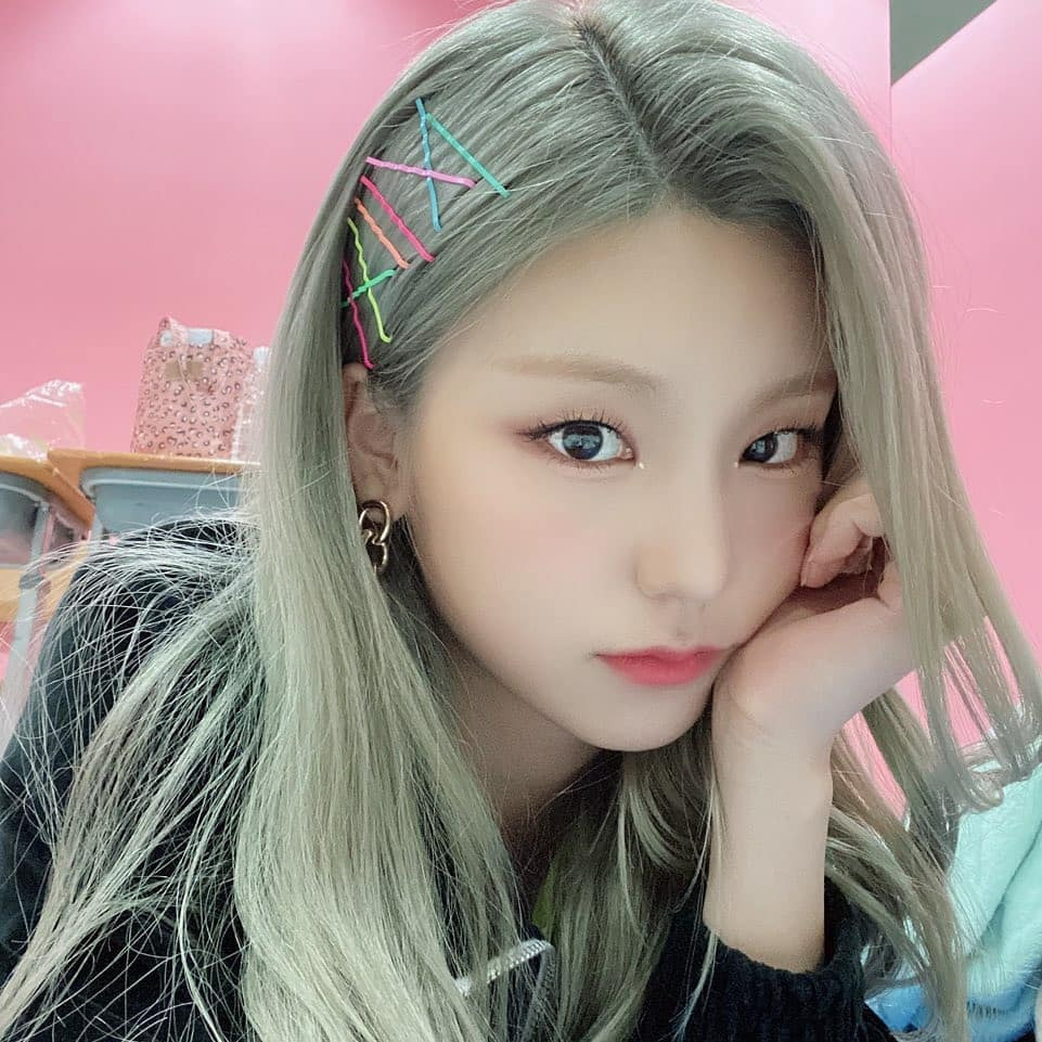 ITZY 예지 셀카 인스타그램