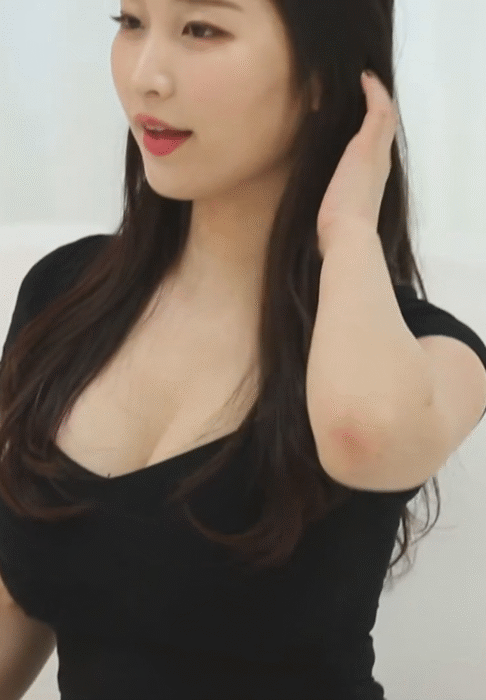 매력적인 김나정 아나운서 - 디쁠