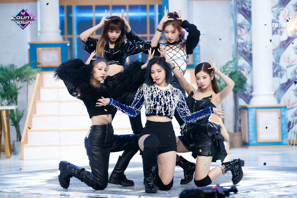 ITZY 손으로 직접 쓴 셀프로필