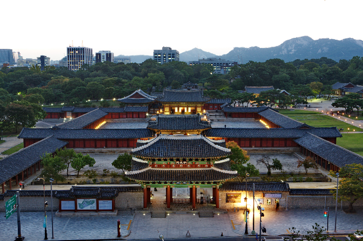 한때는 동물원이었던 조선의 궁궐 창경궁 - 꾸르