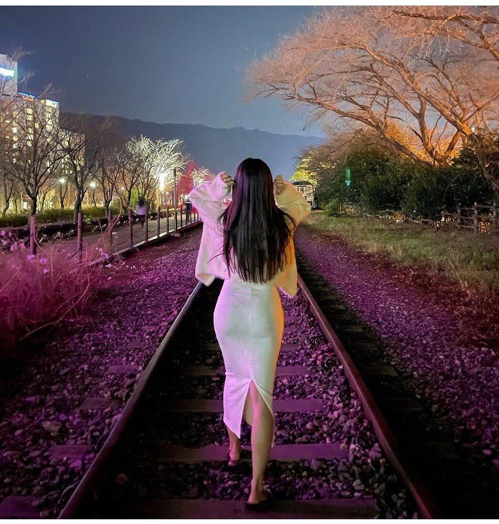 162cm 52kg 인스타녀의 뒤태3.jpg