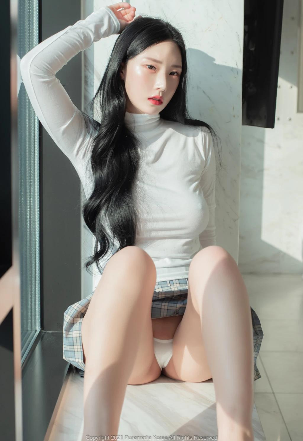 Pure-Media-Vol.143-Riha-MrCong.com-021.webp.jpg