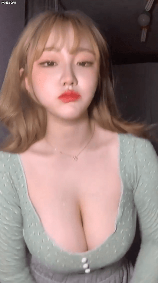 D2FEB719-9935-4C54-AC58-2931A84E33C0.gif