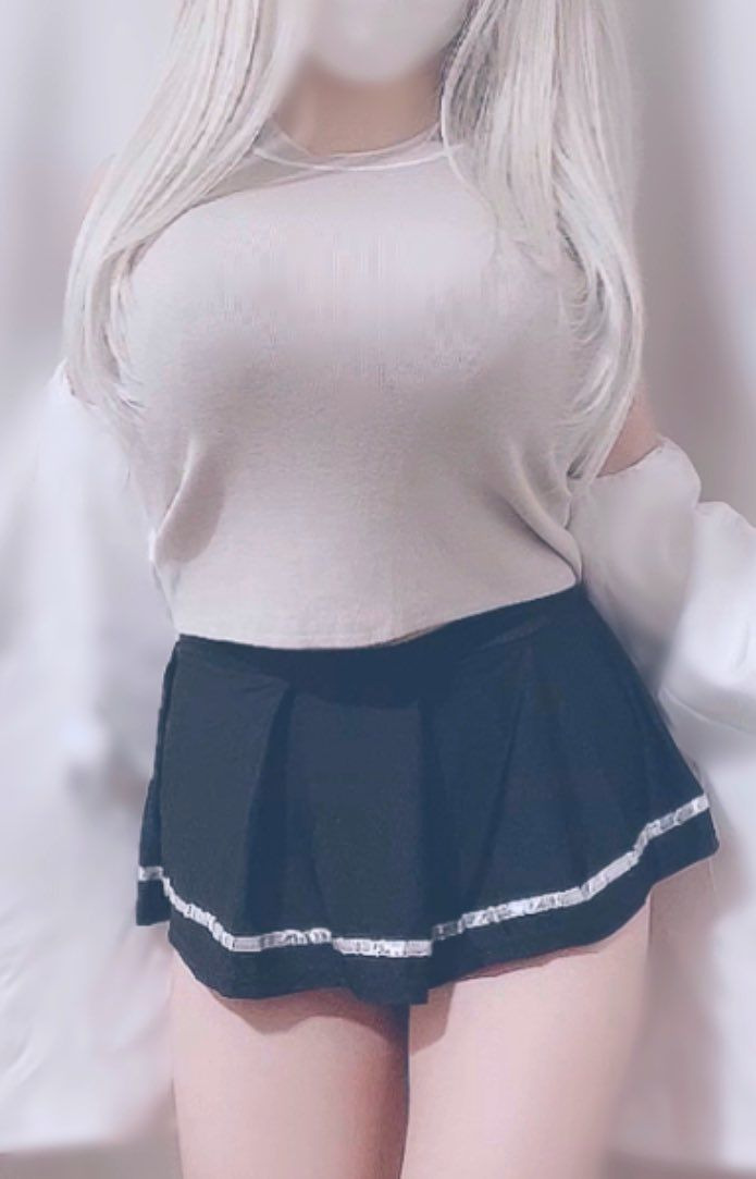 98e6f2c11a8a913736e5fe4c32c6d82e_bleRSSpcq4AzUsvm8.jpg