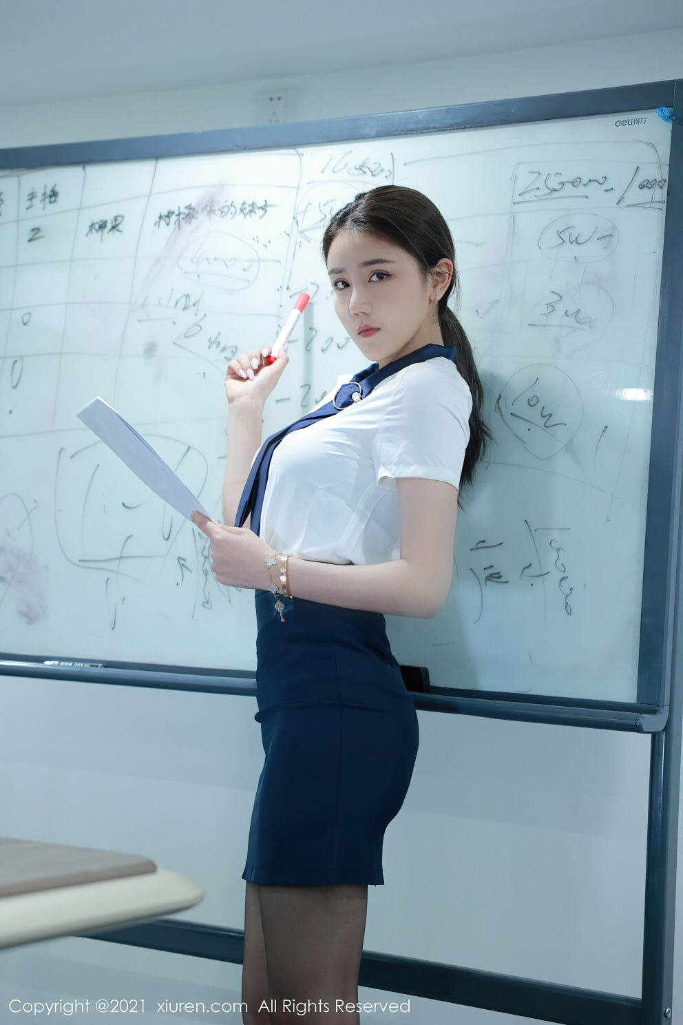 XIUREN-No.3682-CiCi-MrCong.com-004.jpg