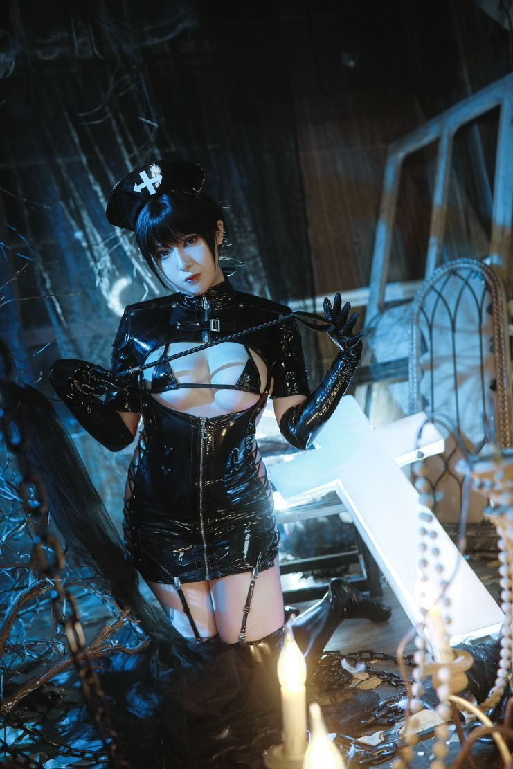 Coser-Rongrongzi-Vol003 (32).jpg