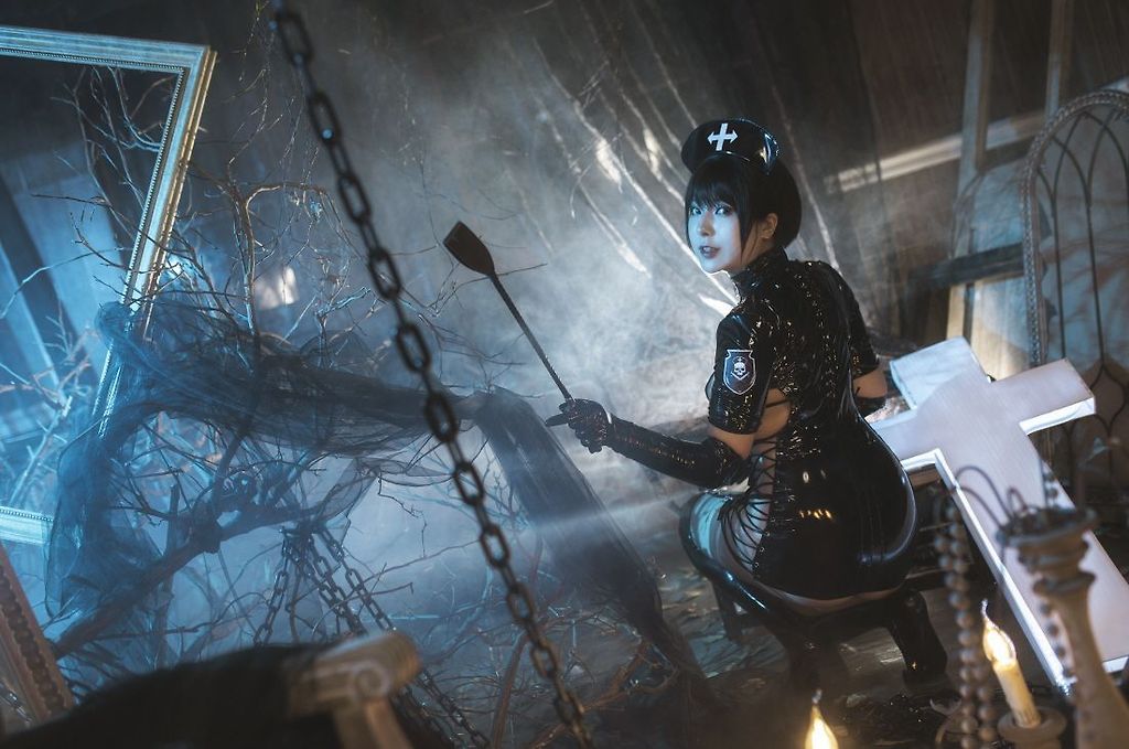 Coser-Rongrongzi-Vol003 (36).jpg