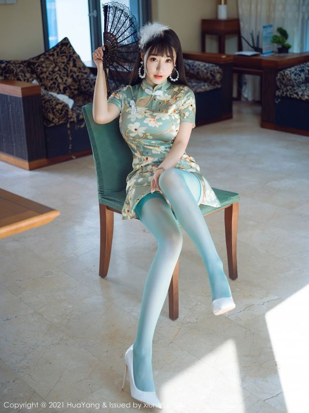 HuaYang-Vol.390-Zhu-Ke-Er-Flower-MrCong.com-001.jpg
