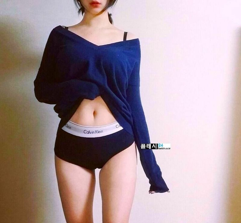좋은 몸매를 보유한 텀블러 인증녀9.jpg