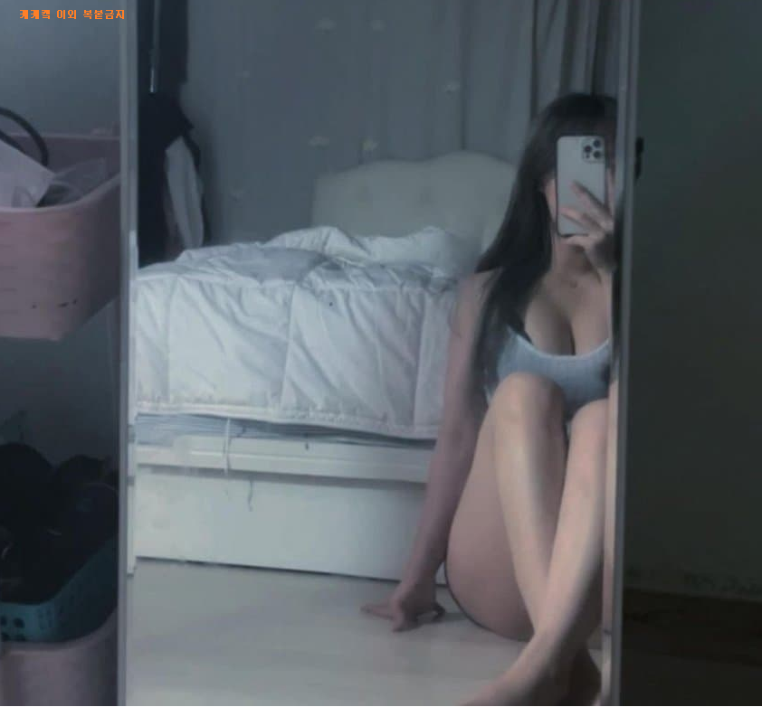 1b86e10db083eba35ee60d36e222dd79_tXleYBuE85gEzmugiy.png