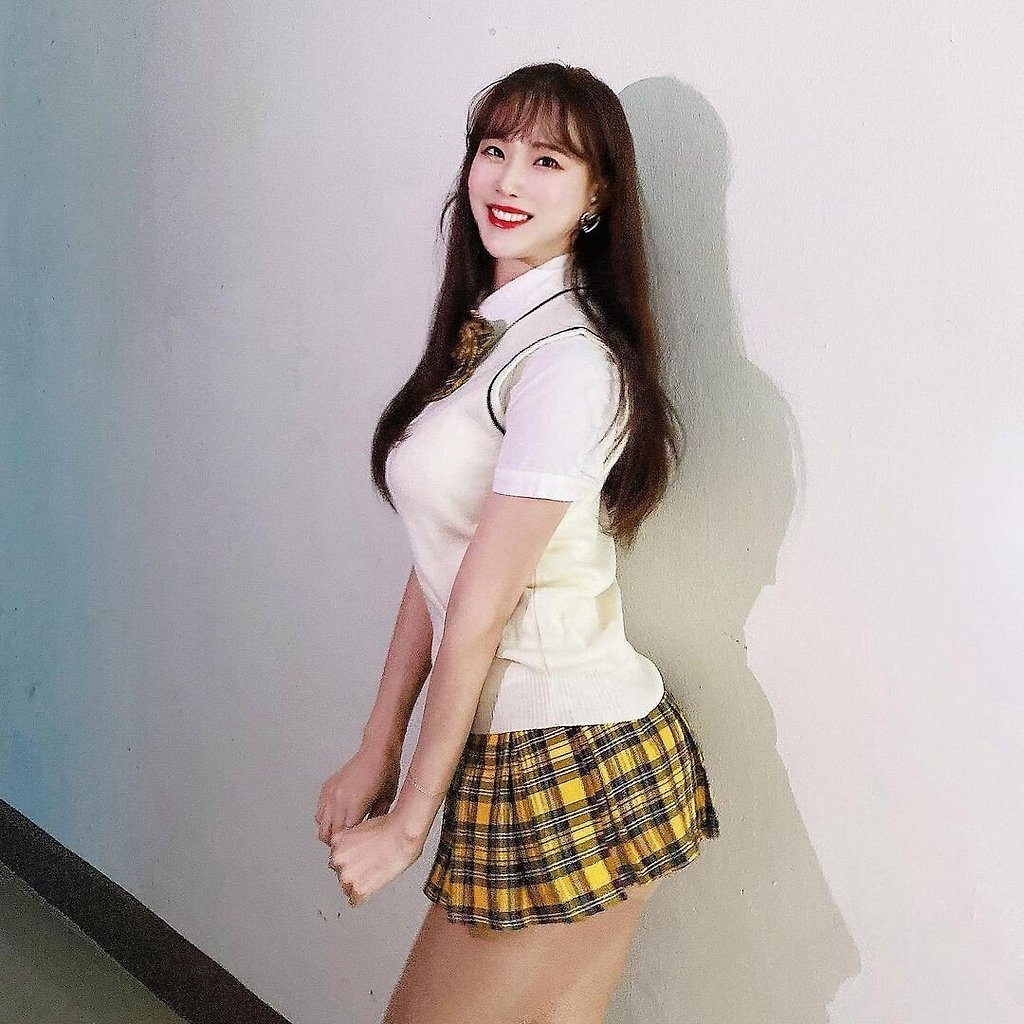 대놓고 예쁜 김한나 치어리더 - 꾸르