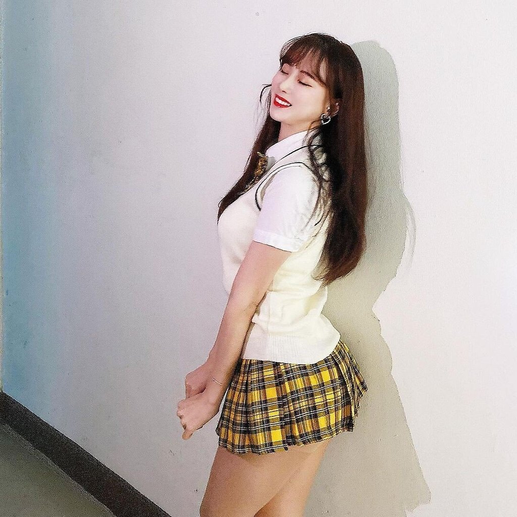 대놓고 예쁜 김한나 치어리더 - 꾸르